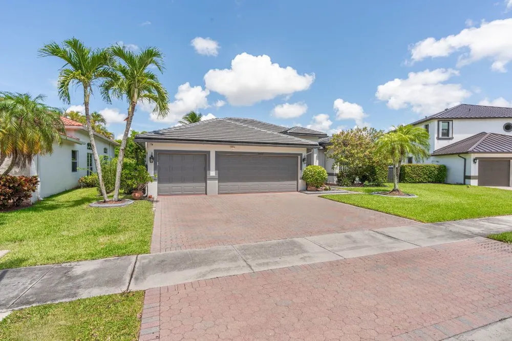 5617 NW 106TH Way, Coral Springs, FL